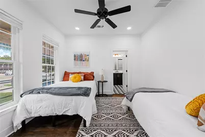 1801 S 8th Street, Waco, TX 76706 - Photo 28