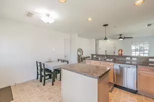 8025 Hidden Oaks Dr, Fort Worth, TX 76120 - Photo 26