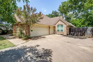 6210 Joseph Dr, Granbury, TX 76049 - Photo 2