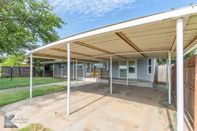 704 S Central Avenue, Knox City, TX 79529 - Photo 6