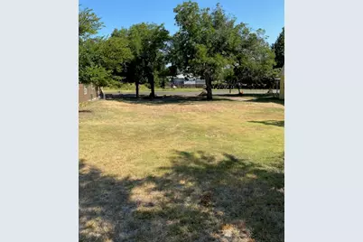 905 W Oak Street, Weatherford, TX 76086 - Photo 2