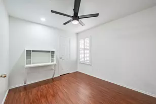 939 Wood Brook Dr, Grand Prairie, TX 75052 - Photo 16