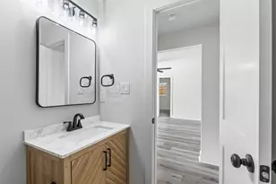 2327 Brookfield Ave, Dallas, TX 75235 - Photo 18