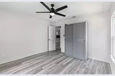 2327 Brookfield Avenue, Dallas, TX 75235 - Photo 16