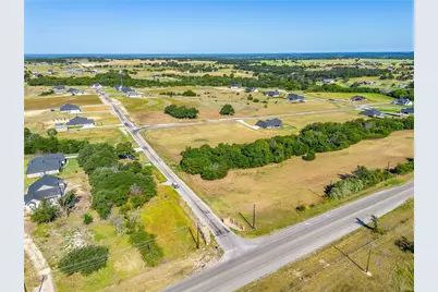 2000 Carrie Court, Weatherford, TX 76088 - Photo 4