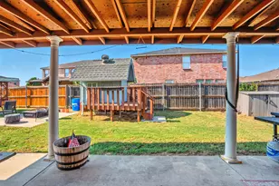 2464 Arroyo Springs Dr, Grand Prairie, TX 75052 - Photo 26