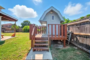 2464 Arroyo Springs Dr, Grand Prairie, TX 75052 - Photo 28