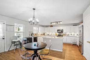 2464 Arroyo Springs Dr, Grand Prairie, TX 75052 - Photo 12