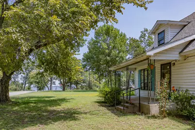 925 Angies Crossing, Tool, TX 75143 - Photo 4