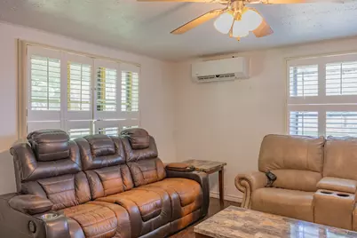 925 Angies Crossing, Tool, TX 75143 - Photo 10