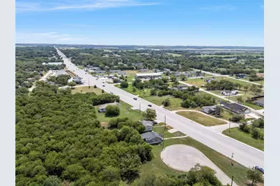 515 McDonald Street, Hillsboro, TX 76645 - Photo 2