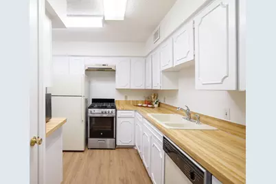 5949 Copperwood Lane #1158, Dallas, TX 75248 - Photo 10