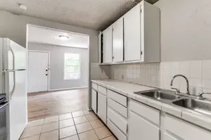 4404 Colonial Ave, Dallas, TX 75215 - Photo 6