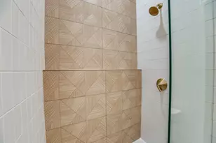 10641 Larchfield Ln, Dallas, TX 75238 - Photo 22