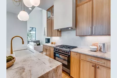 10641 Larchfield Lane, Dallas, TX 75238 - Photo 14