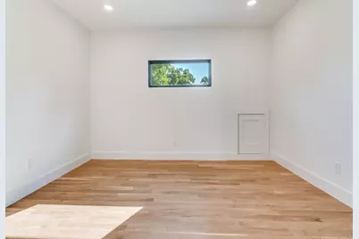 10641 Larchfield Lane, Dallas, TX 75238 - Photo 30