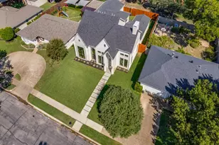 10641 Larchfield Ln, Dallas, TX 75238 - Photo 38