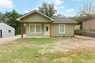 62 Live Oak St, Alvarado, TX 76009 - Photo 1