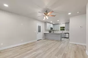 62 Live Oak St, Alvarado, TX 76009 - Photo 12