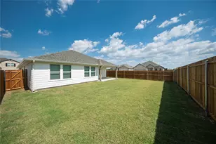 1717 Etosha Dr, Royse City, TX 75189 - Photo 2