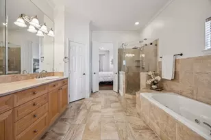 1012 Pavillion St, Dallas, TX 75204 - Photo 16