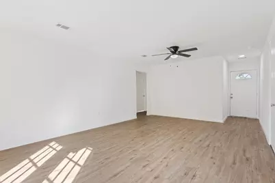 936 Duty Avenue, Waco, TX 76706 - Photo 6