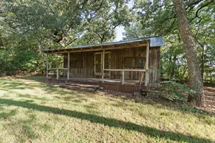 1944 County Rd 401, Alvarado, TX 76009 - Photo 6
