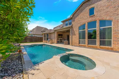 640 Creekway Drive, Irving, TX 75039 - Photo 32