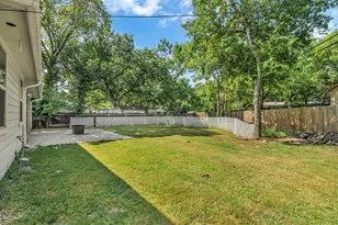 834 Short St, Grand Prairie, TX 75051 - Photo 30