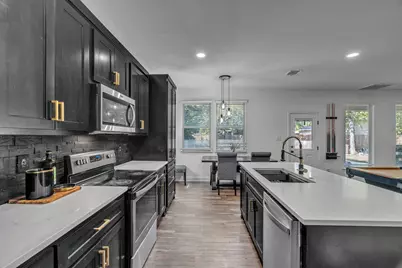 834 Short Street, Grand Prairie, TX 75051 - Photo 16