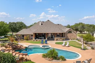 2007 Wigeon St, Granbury, TX 76049 - Photo 1