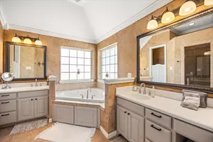 2007 Wigeon St, Granbury, TX 76049 - Photo 16