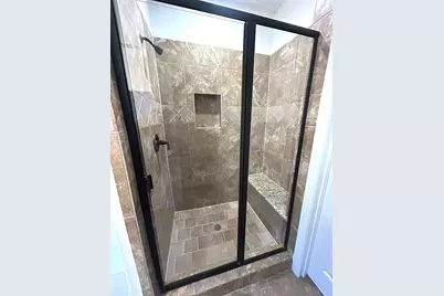 8822 Kiowa Drive, Greenville, TX 75402 - Photo 10