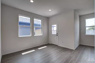 309 Jills Path, Seguin, TX 78155 - Photo 16