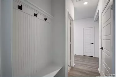 309 Jills Path, Seguin, TX 78155 - Photo 6