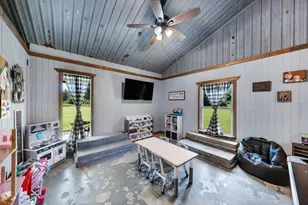 50 County Rd 13200, Blossom, TX 75416 - Photo 24