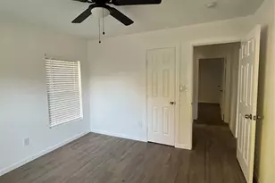 3806 Pine St, Dallas, TX 75210 - Photo 10