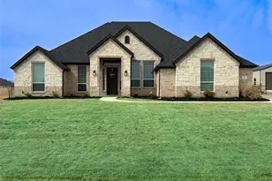 213 Stuart St, Paradise, TX 76073 - Photo 2