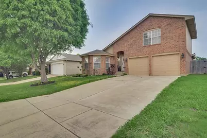 525 Berryhill Drive, Mansfield, TX 76063 - Photo 2