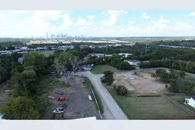 3733 Kolloch Drive, Dallas, TX 75216 - Photo 6