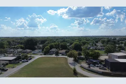 3733 Kolloch Drive, Dallas, TX 75216 - Photo 10