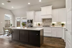 827 Esk Ave, Celina, TX 75009 - Photo 2