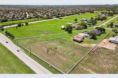 800 Round Hill Road, Fort Worth, TX 76131 - Photo 26