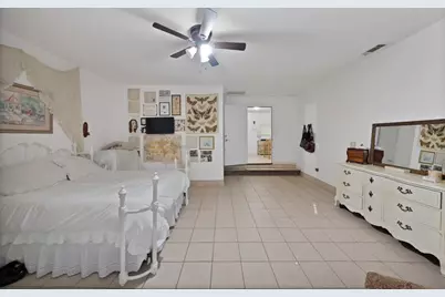 320 Old Mill Lane, Dallas, TX 75217 - Photo 10