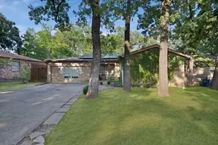 320 Old Mill Ln, Dallas, TX 75217 - Photo 1