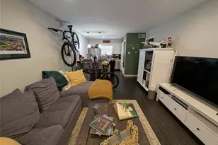 1368 S 12th St, Waco, TX 76706 - Photo 2