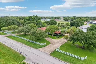 2004 Bonanza Dr, Sachse, TX 75048 - Photo 2