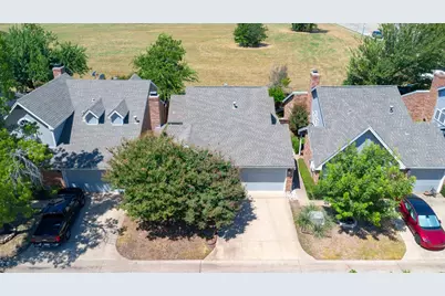 3021 Waterfront Circle, Garland, TX 75042 - Photo 2