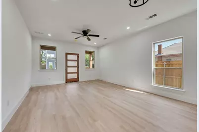 2350 Scott Street, Dallas, TX 75215 - Photo 4