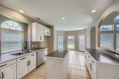 4806 Slide Rock Court, Mansfield, TX 76063 - Photo 14